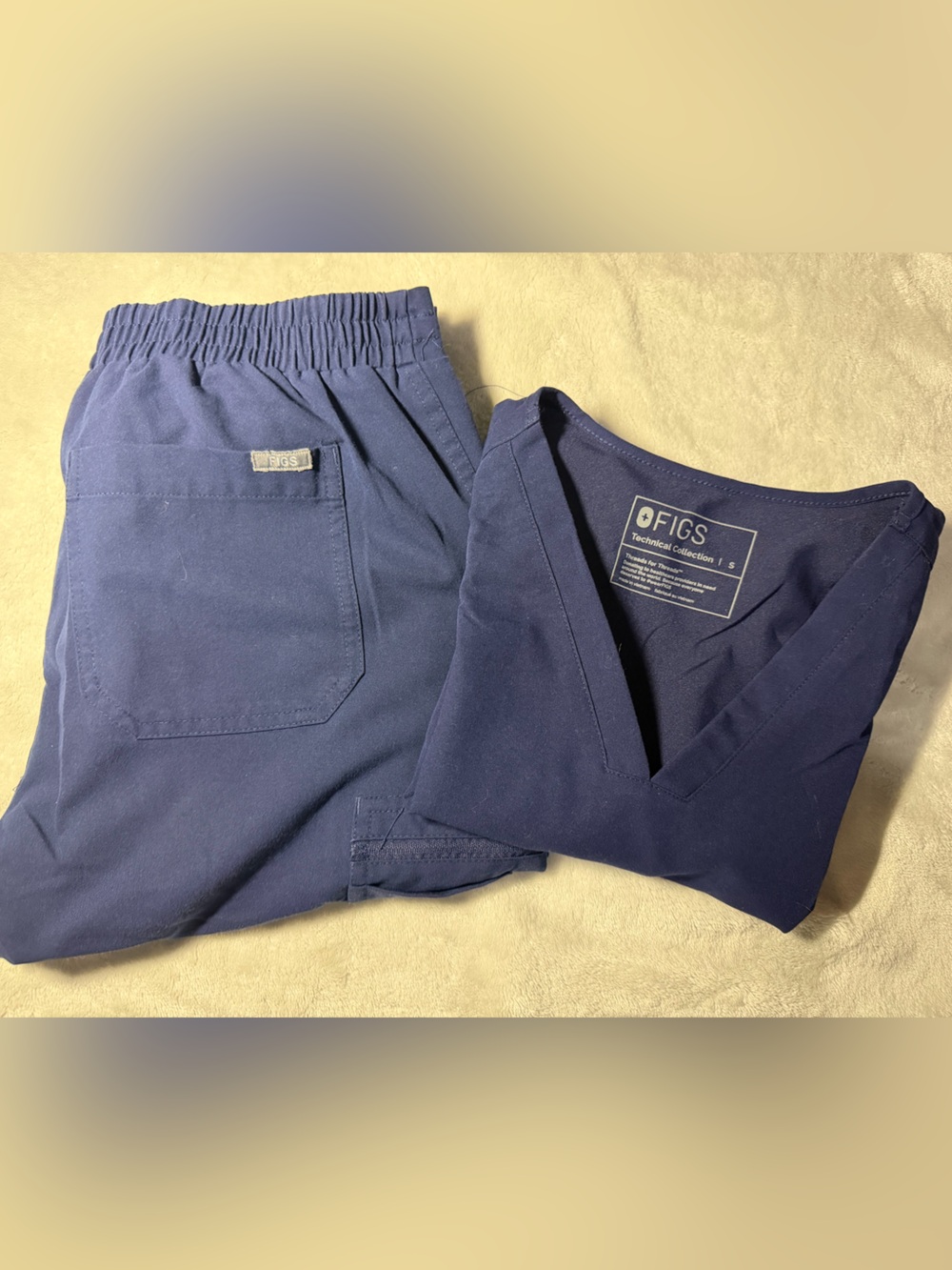Figs Navy Blue V-Neck Scrub Top & Elastic Waist Pants
